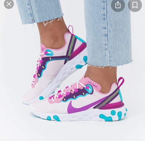 Nike Shoes - Nike React Element 55 sneakers